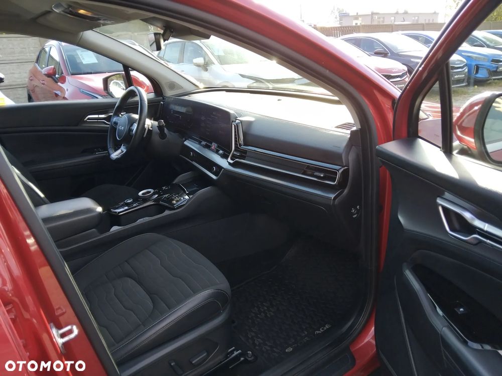 Kia Sportage 1.6 T-GDI HEV Business Line 2WD - 27