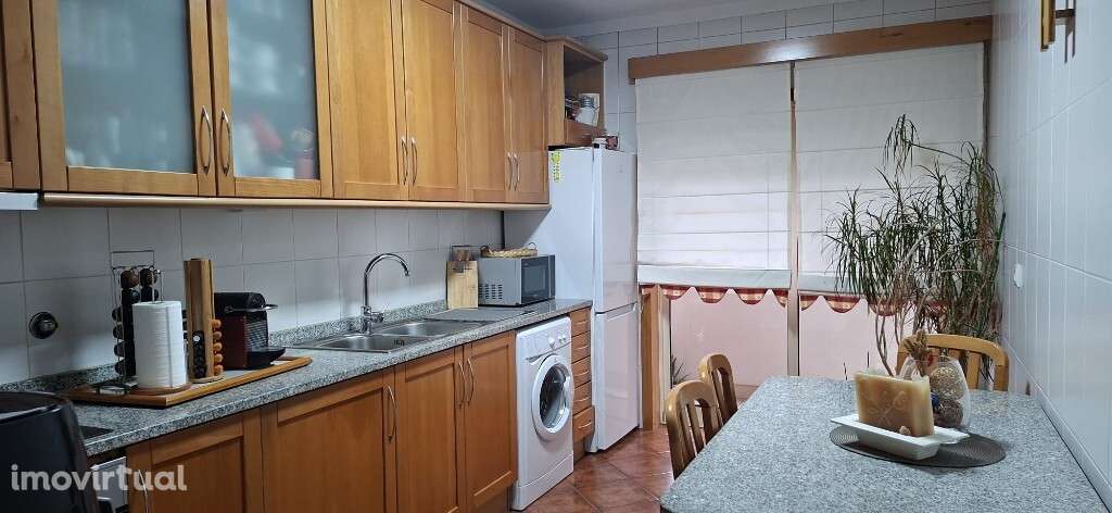 Apartamento T2 - Ferreiros - Grande imagem: 3/15