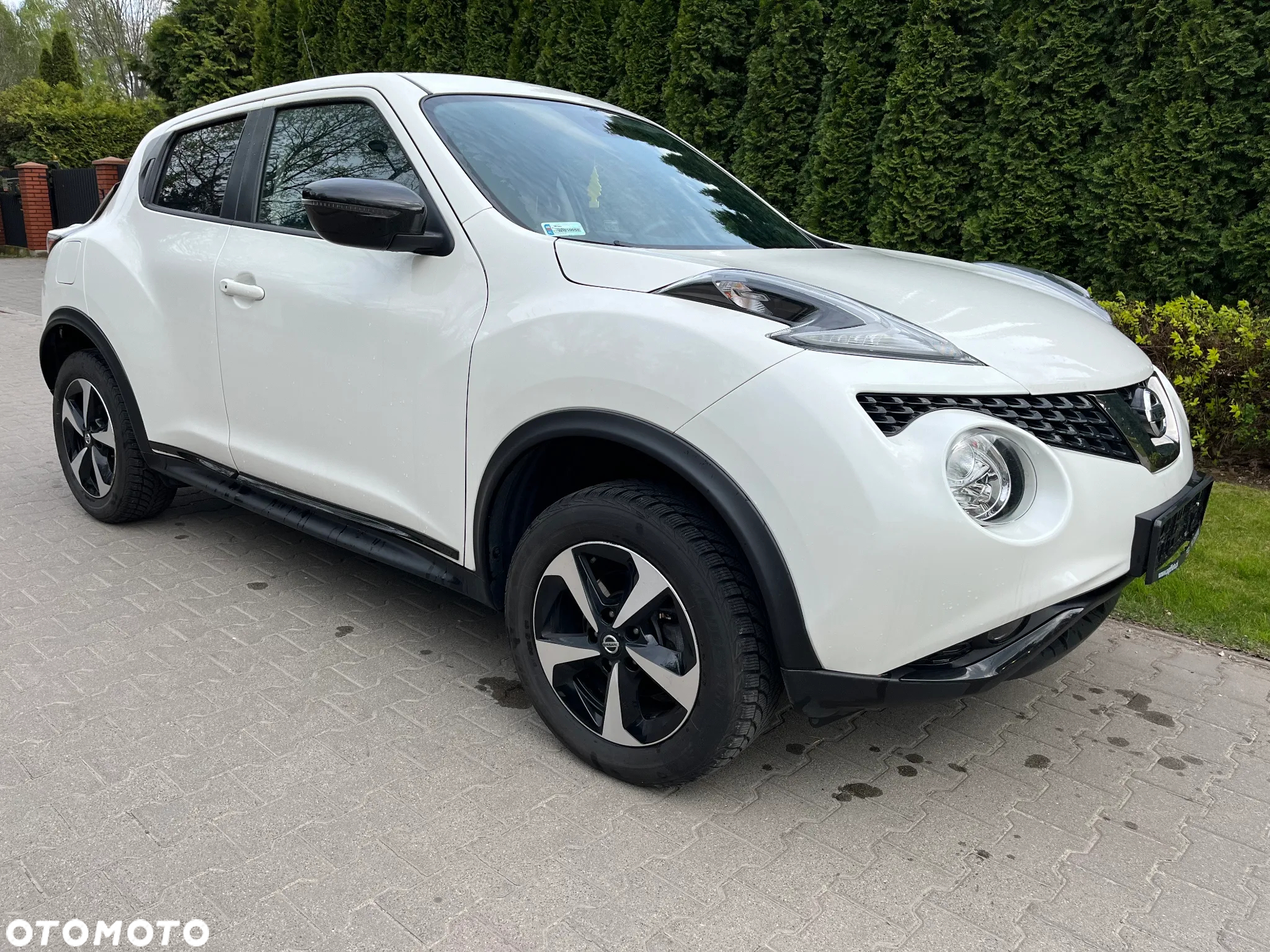 Nissan Juke 1.6 N-Connecta - 2