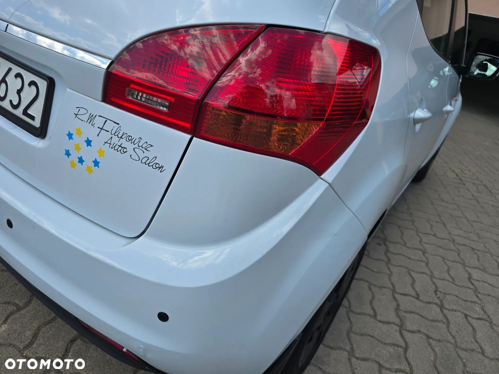 Kia Venga 1.4 Business Line - 14