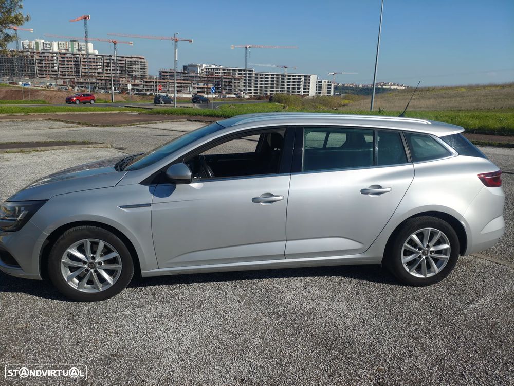 Renault Mégane Sport Tourer 1.6 dCi Intens - 2