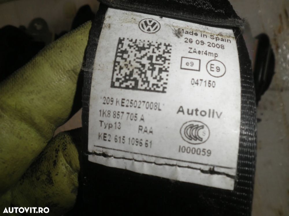 Centura stanga / dreapta fata VW Scirocco 1K8857706A 1K8857705A - 3