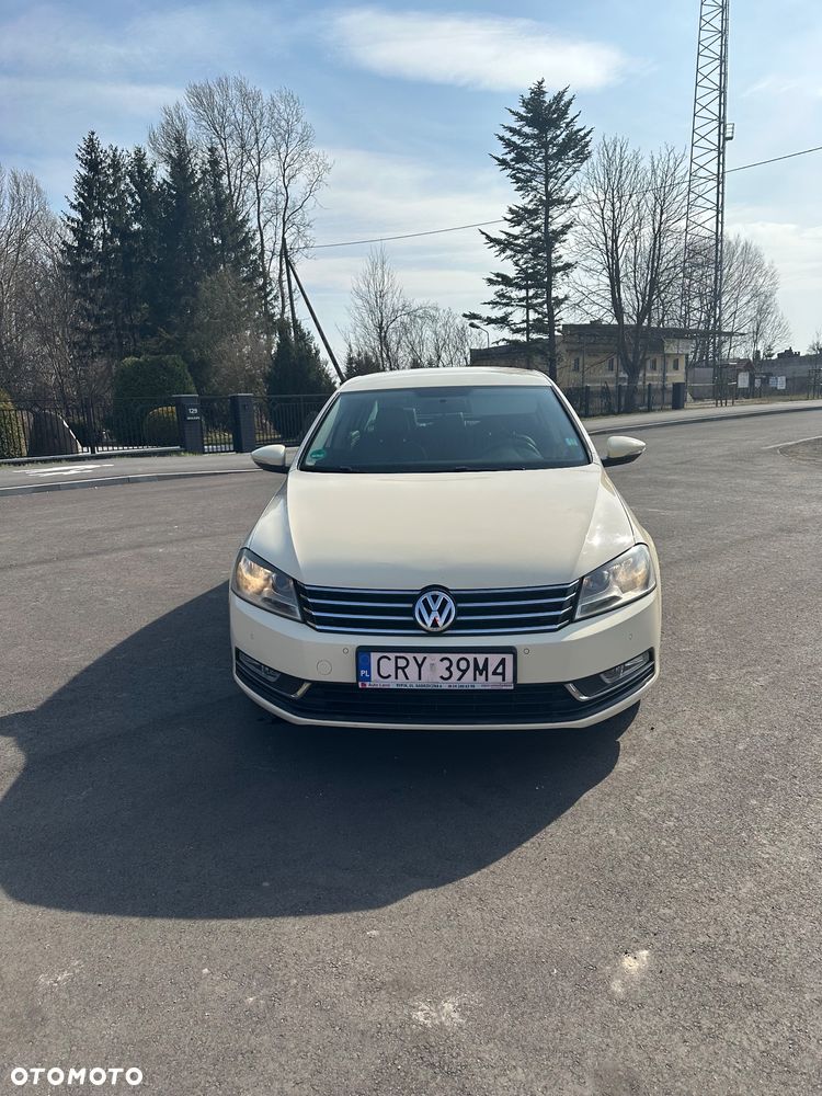 Volkswagen Passat 1.6 TDI BlueMotion - 1