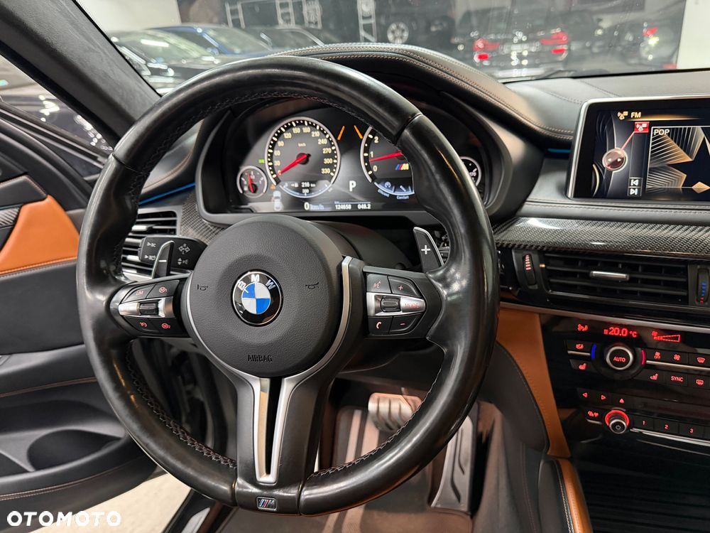 BMW X6M - 32