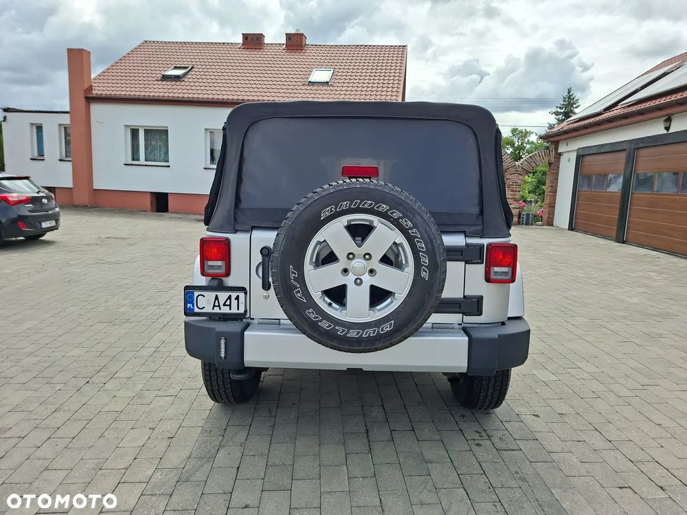 Jeep Wrangler Unlimited 3.6 Automatik Sahara - 5