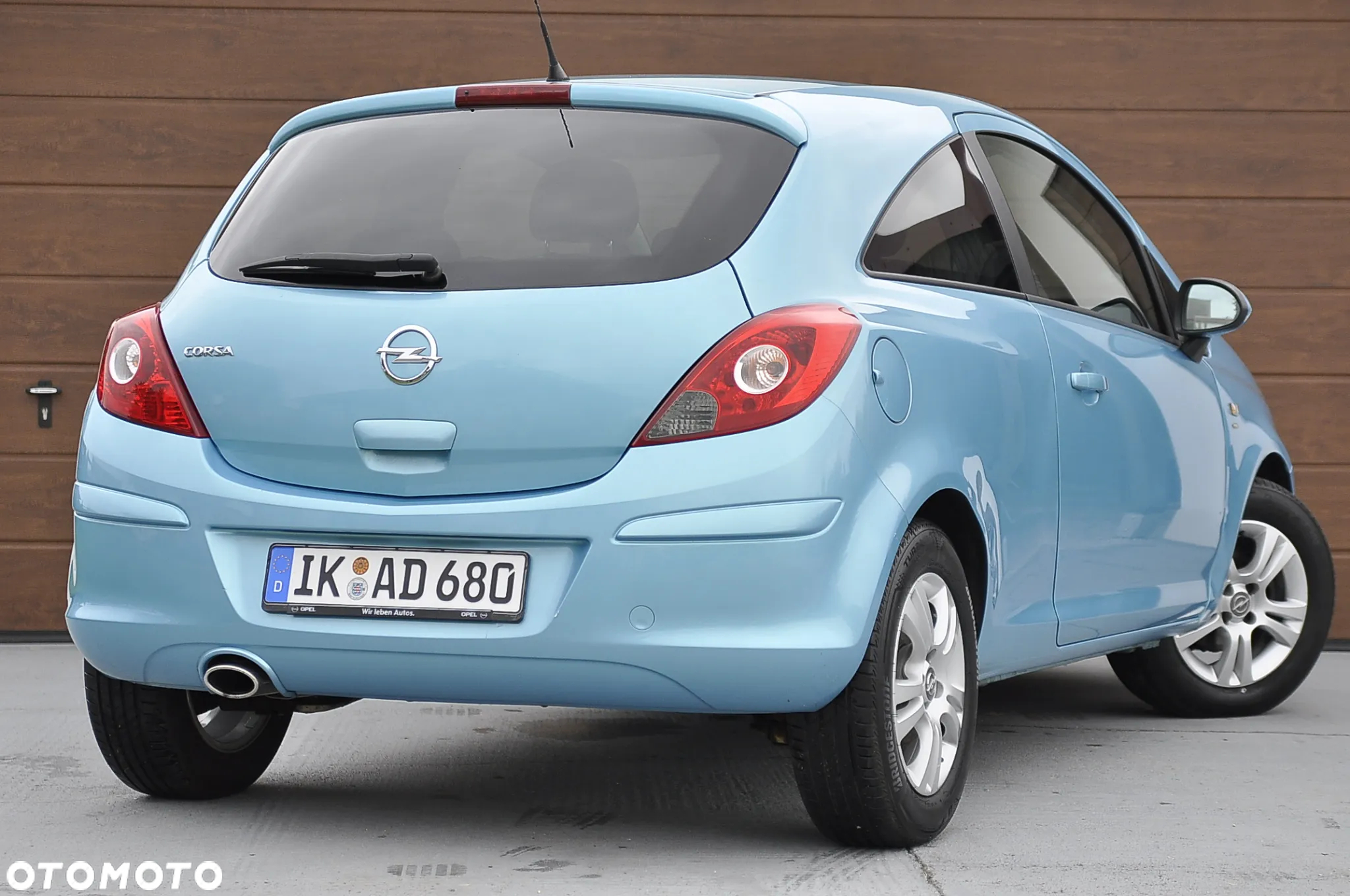 Opel Corsa 1.4 16V Satellite - 4