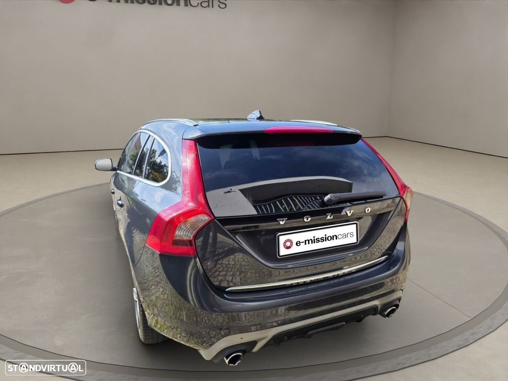 Volvo V60 D6 Twin Engine Geartronic RDesign - 4