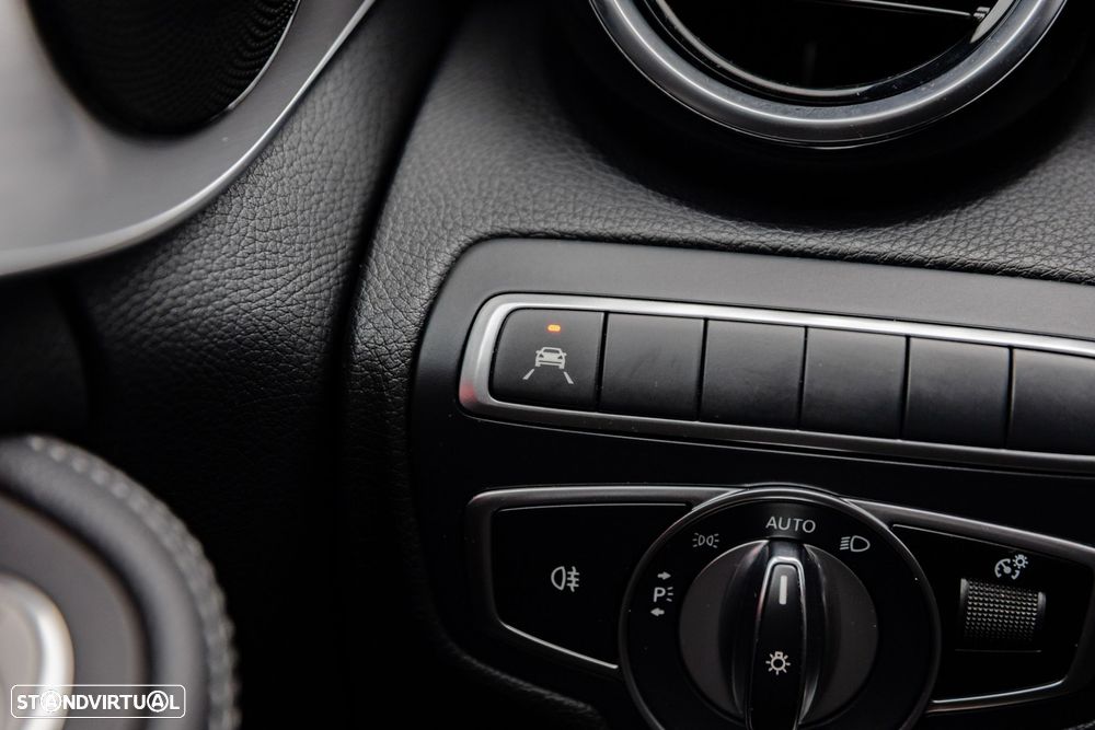 Mercedes-Benz C 220 d AMG Line - 34