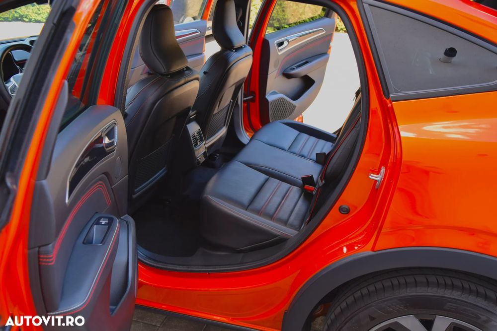 Renault Arkana MHEV 160 EDC RS Line - 27