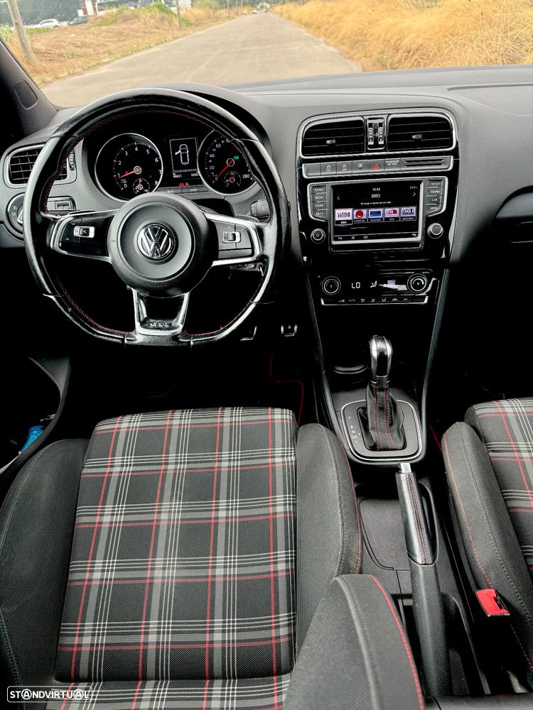 VW Polo 1.8 TSi GTi DSG - 11