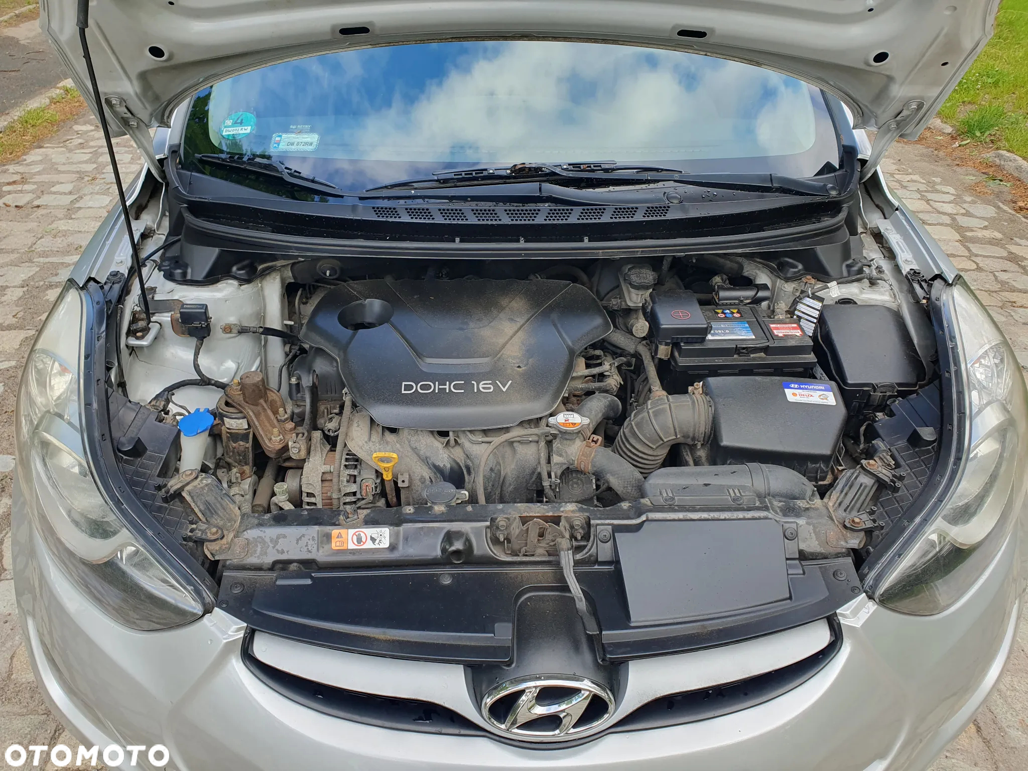 Hyundai Elantra 1.6 Classic + - 9