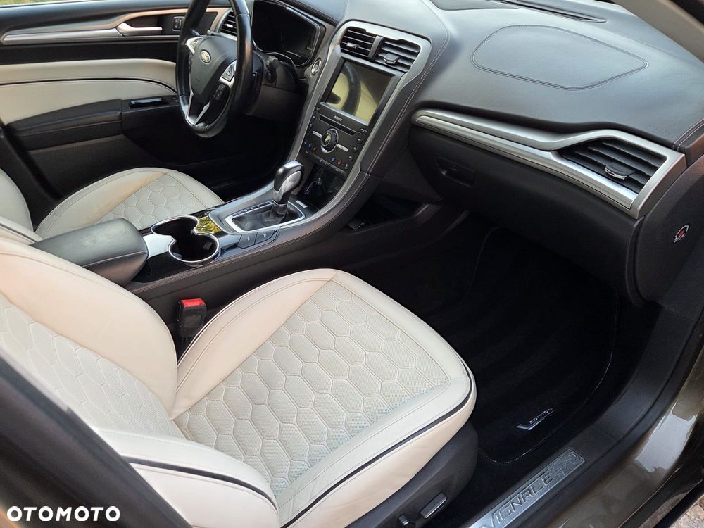 Ford Mondeo 2.0 TDCi STart-Stopp PowerShift-Aut Allrad Vignale - 15