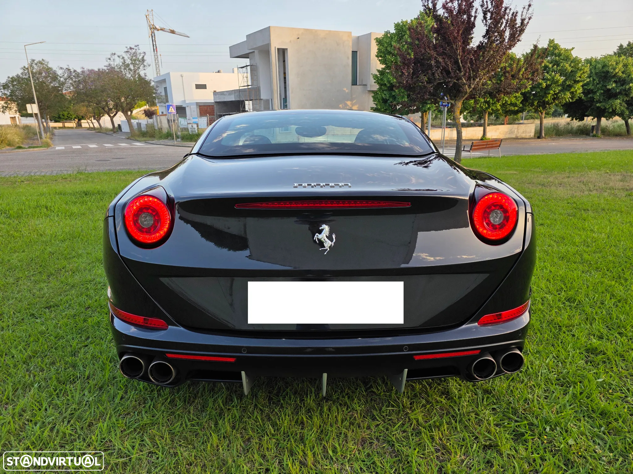 Ferrari California T - 16