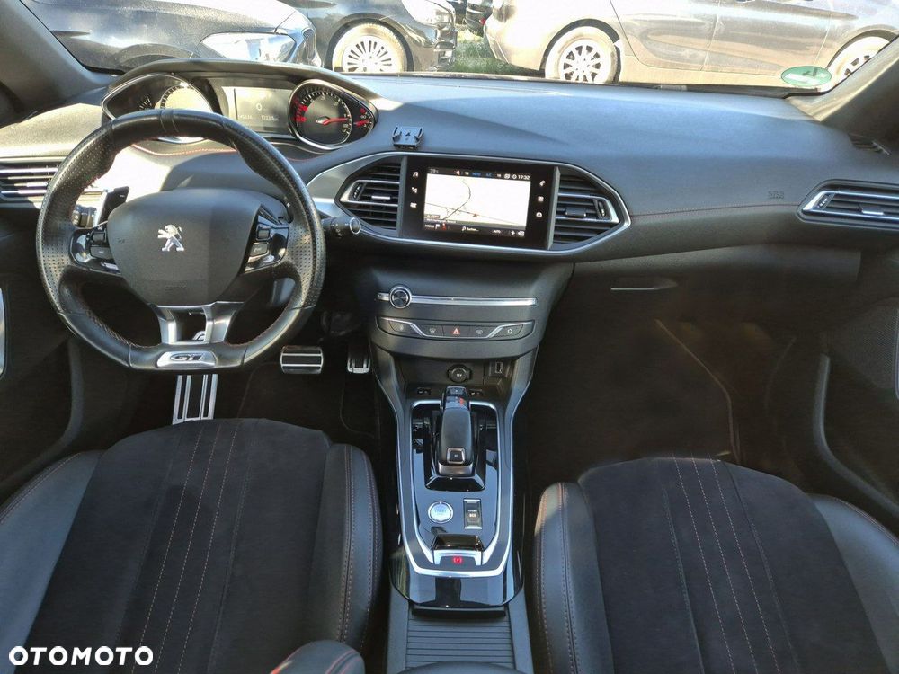 Peugeot 308 BlueHDi FAP 180 EAT8 Stop & Start GT - 27