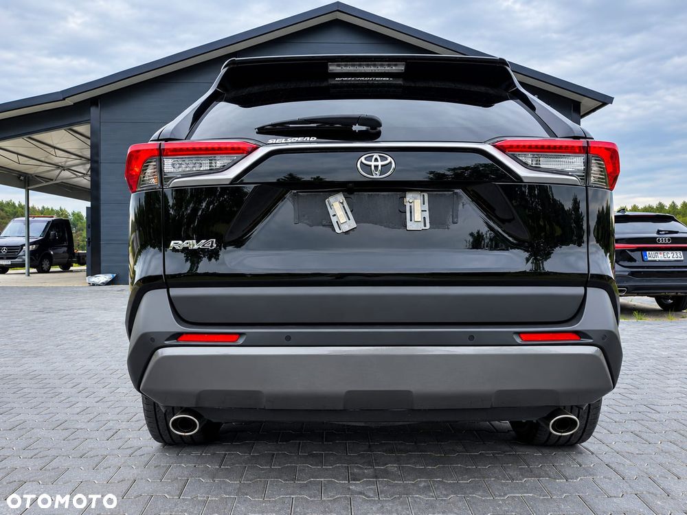 Toyota RAV4 - 5