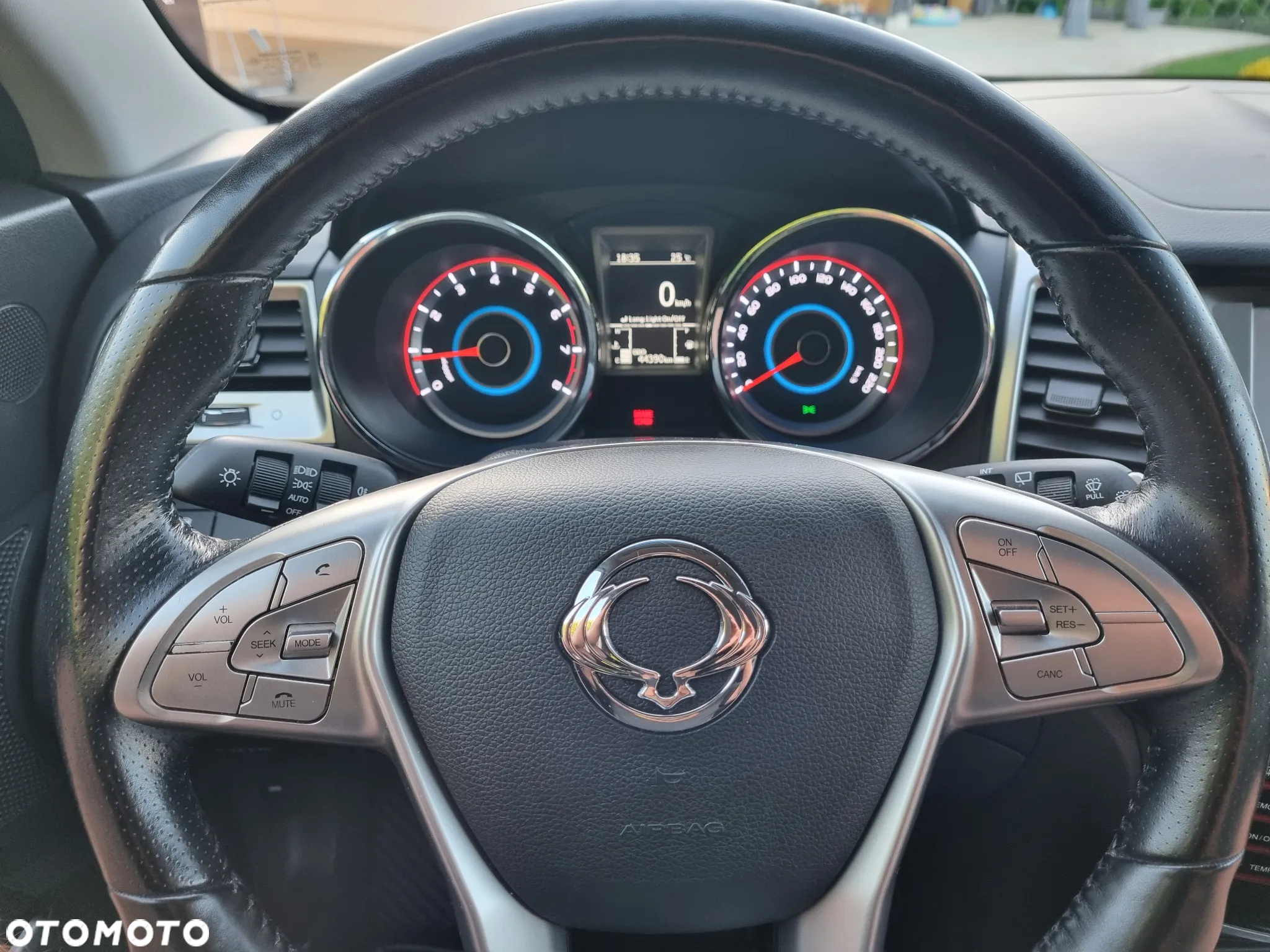 SsangYong/KGM Tivoli 1.6 Sapphire - 13