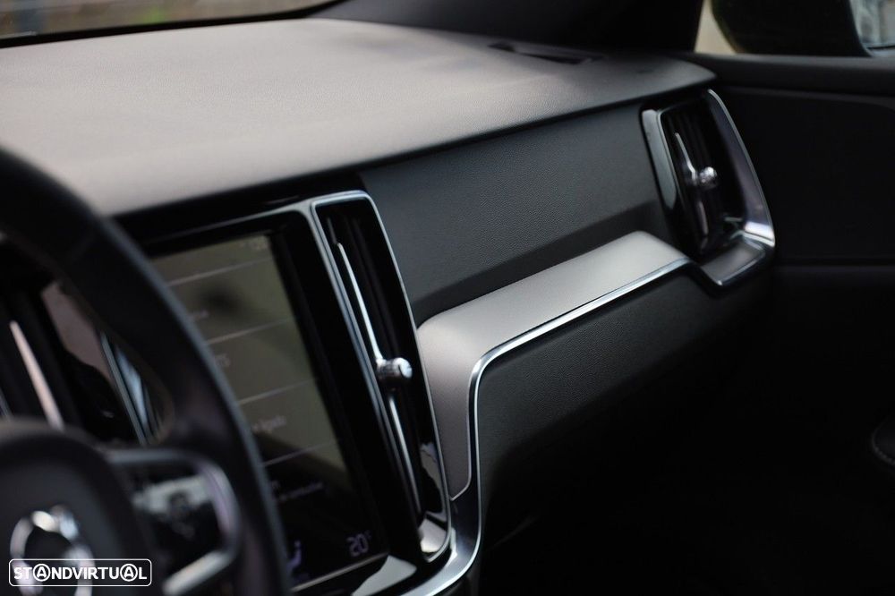 Volvo V60 2.0 T6 AWD TE R-Design - 14