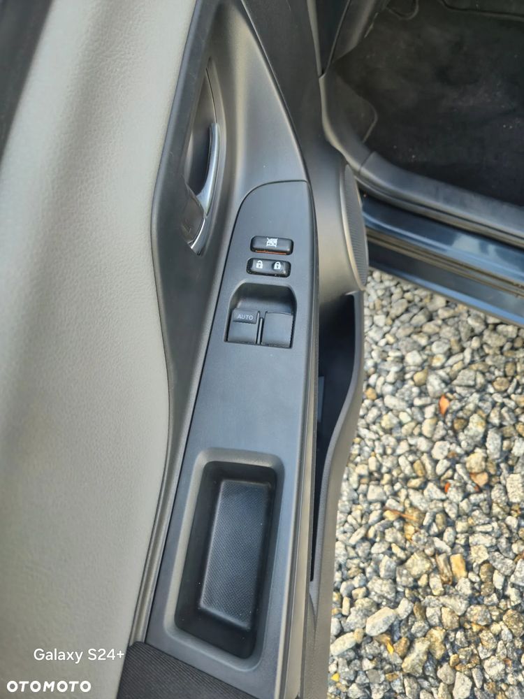 Toyota Yaris - 11