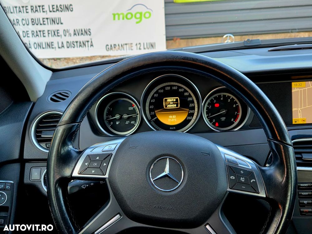 Mercedes-Benz C 180 CGI BlueEFFICIENCY - 15