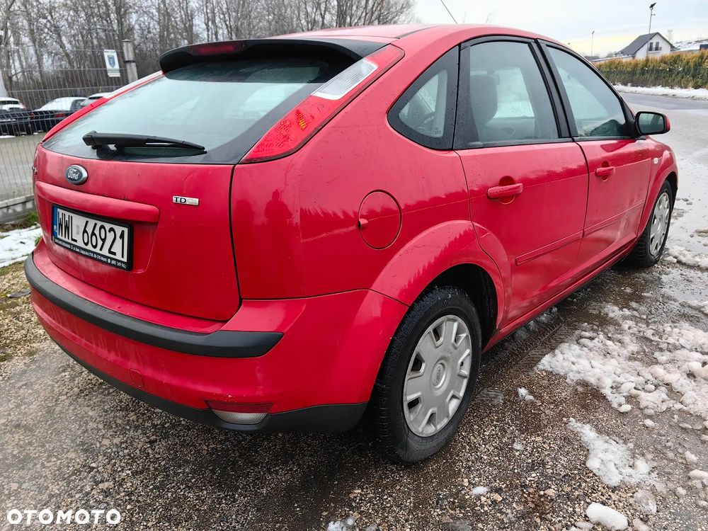 Ford Focus 1.6 TDCi Ambiente - 6