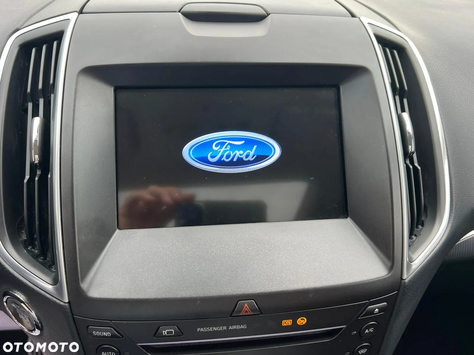 Ford S-Max 2.0 TDCi Trend PowerShift - 21