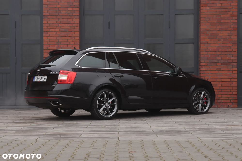 Skoda Octavia 2.0 TDI (Green tec) DSG RS - 11