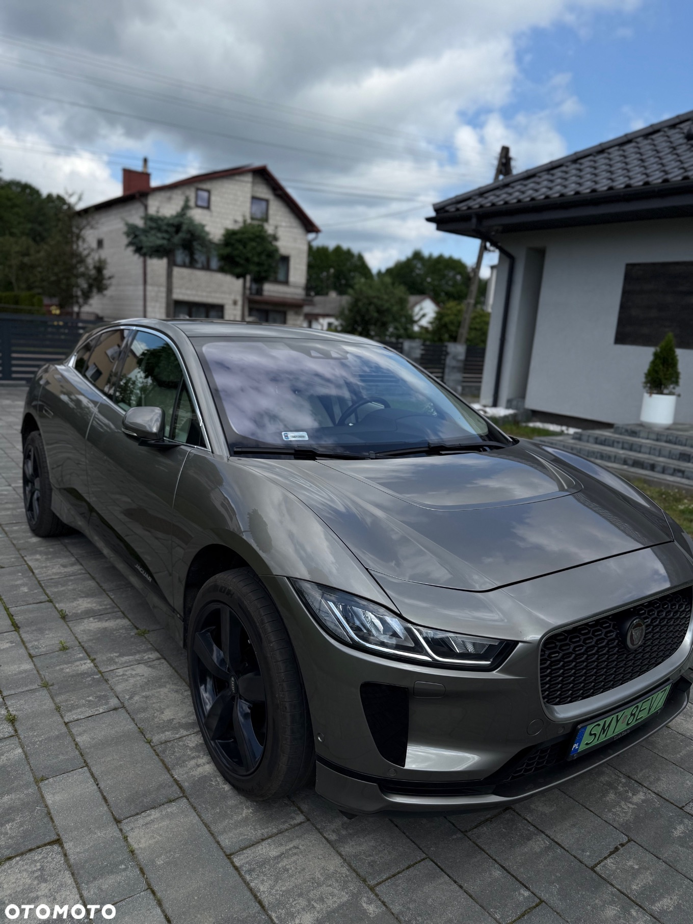 Jaguar I-Pace EV400 90kWh AWD R-Dynamic HSE - 33