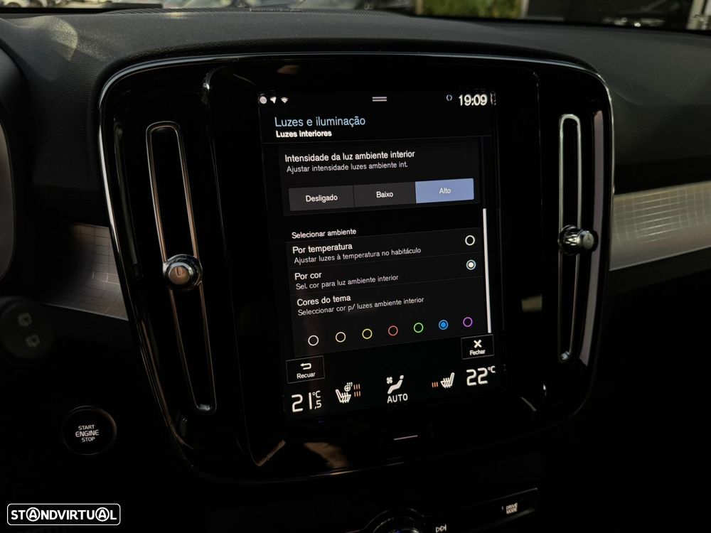 Volvo XC 40 1.5 T4 PHEV Plus Dark - 51