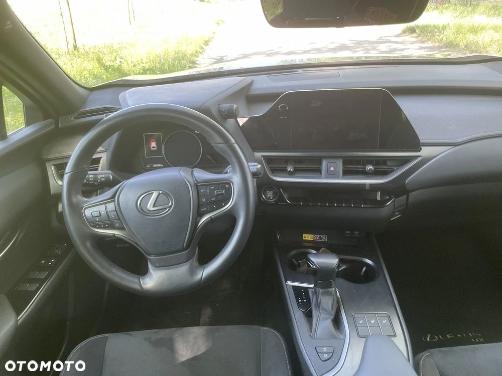Lexus UX 200 GPF Business 2WD - 9