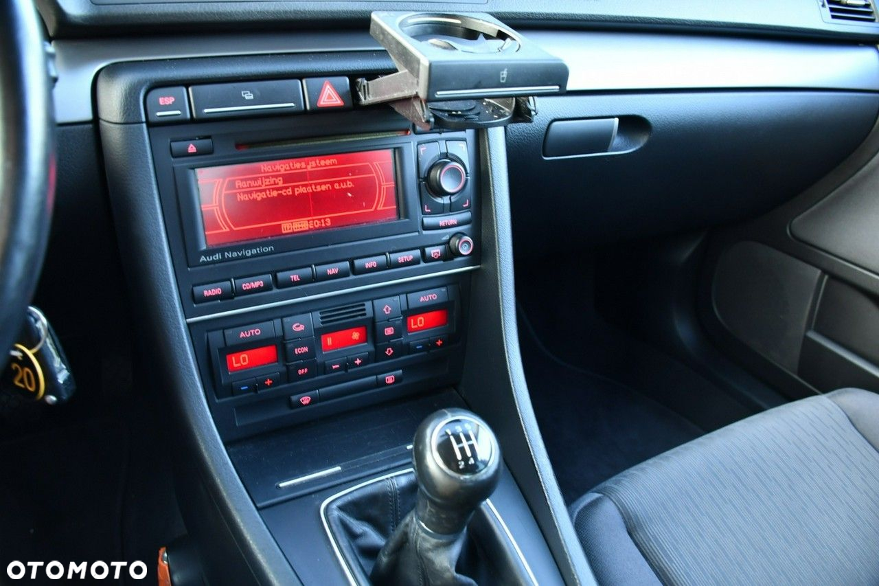 Audi A4 2.0 - 37