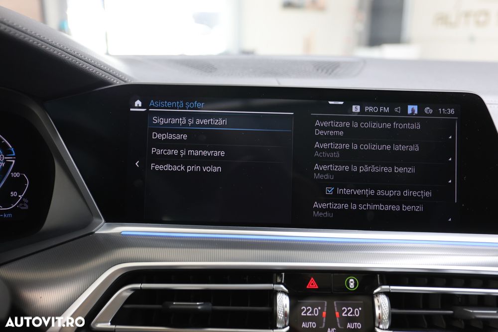 BMW X5 xDrive45e - 34
