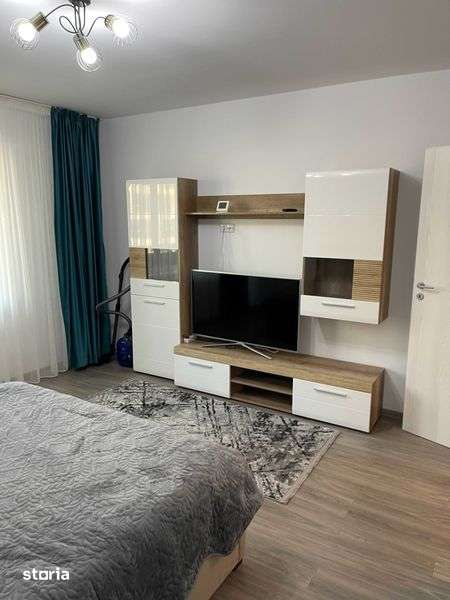 P.F. Apartament cu o camera, Tatarasi, 40mp, decomandat — fotografia 1