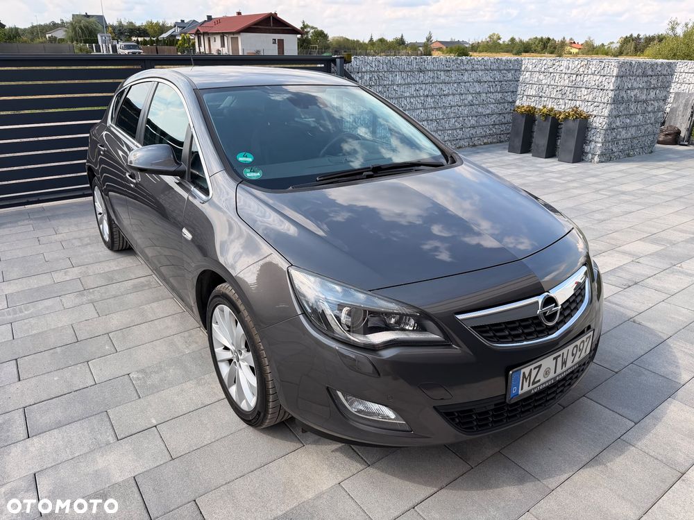 Opel Astra 1.4 Turbo Innovation - 1