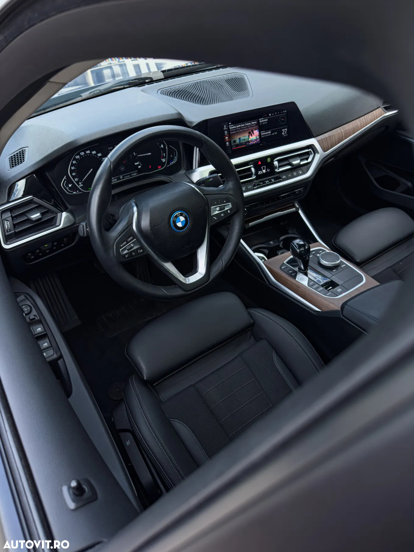 BMW Seria 3 320i AT - 8