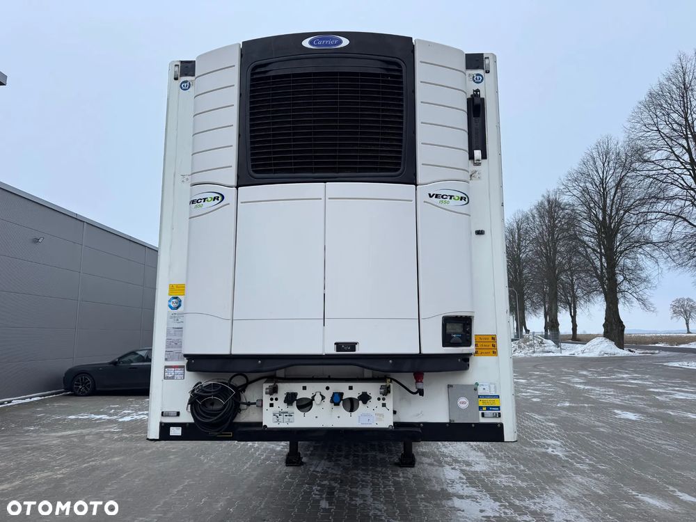 Krone Chłodnia ,Doppelstock , Carrier Vector 1550 - 4