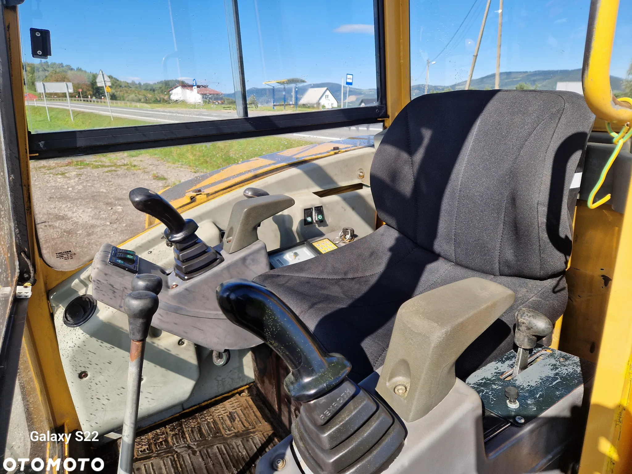 Volvo EC30 - 4