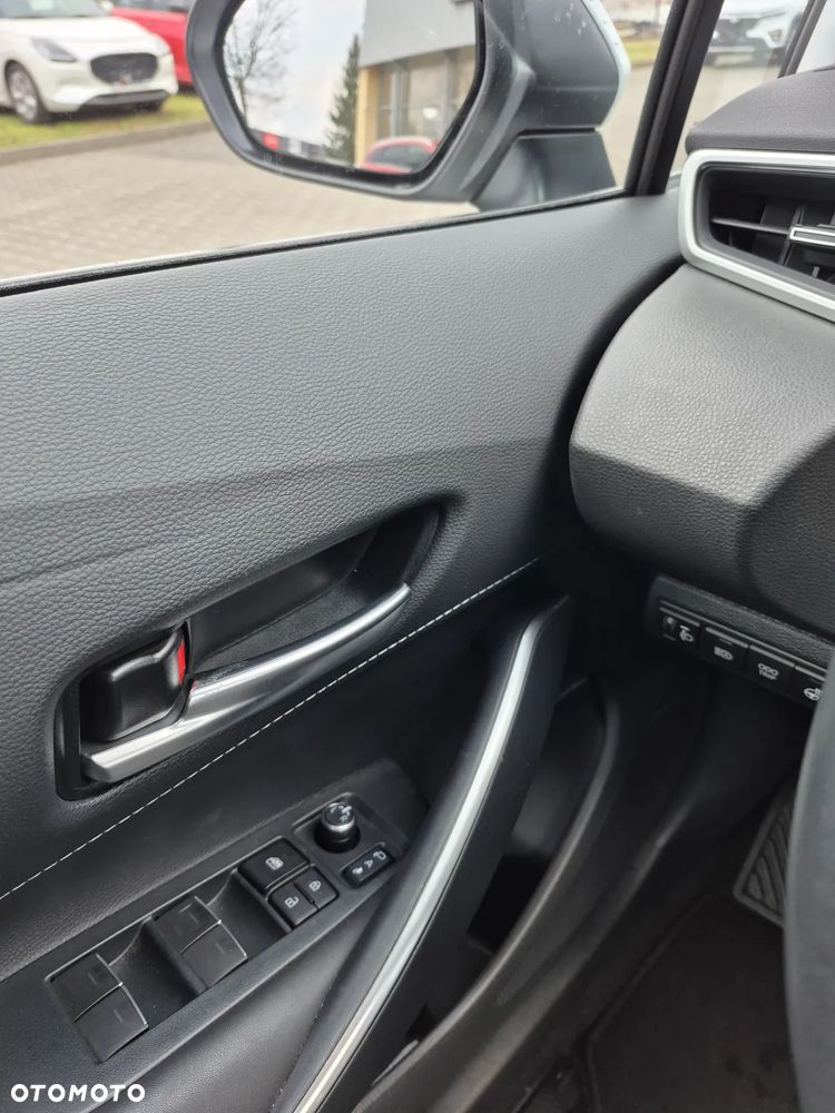 Suzuki Swace 1.8 Hybrid Elegance CVT - 12