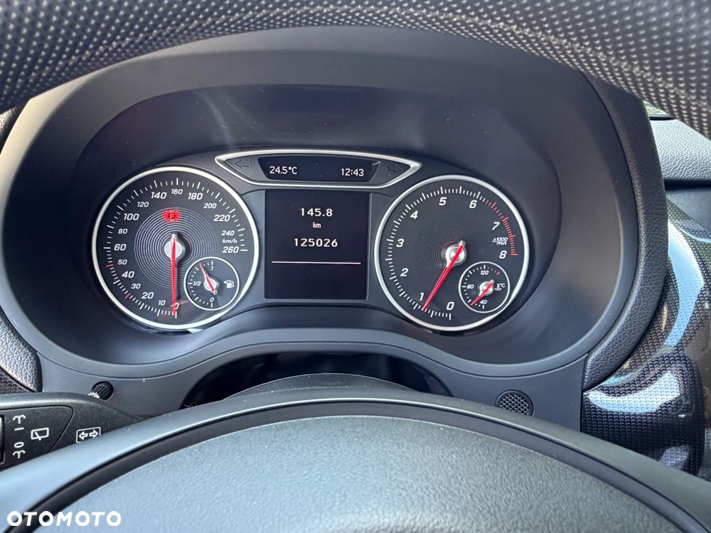 Mercedes-Benz Klasa B 180 BlueEFFICIENCY Edition Style - 15