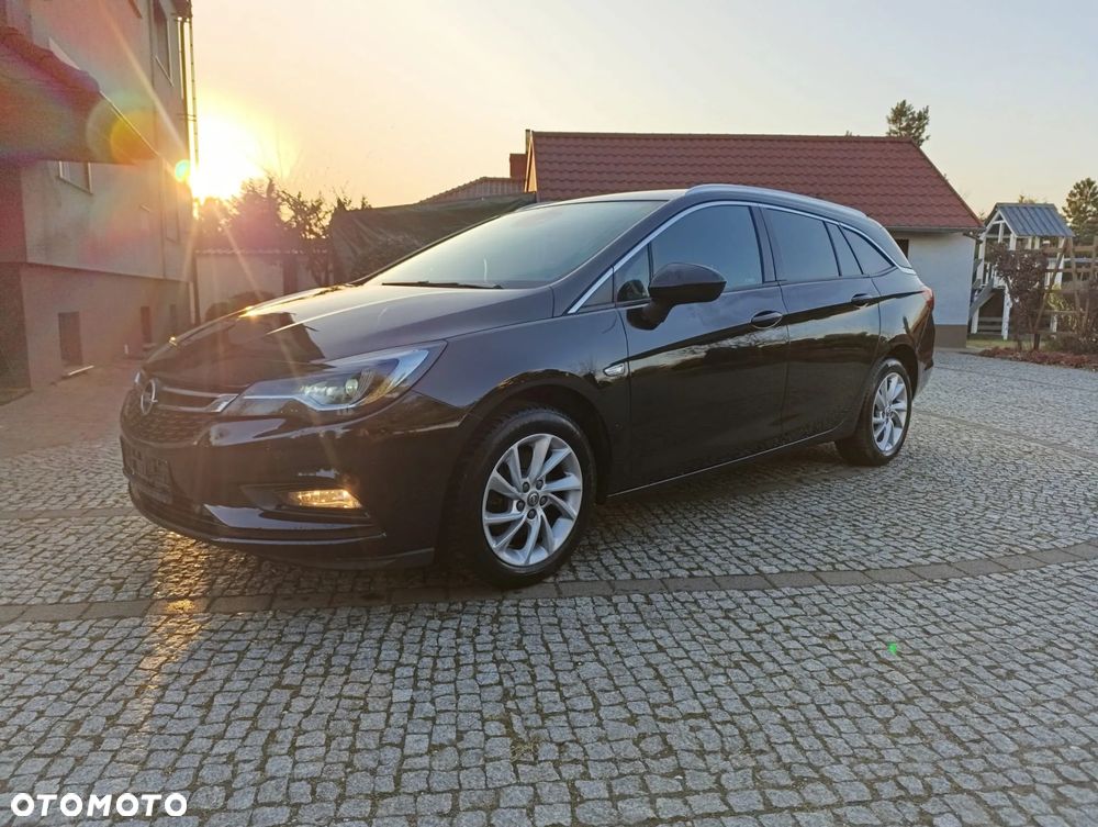 Opel Astra - 2