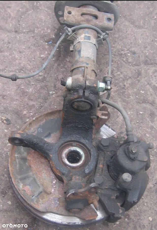 1.6TDI FABIA II POLO 6R zwrotnica piasta lewa amortyzator - 2