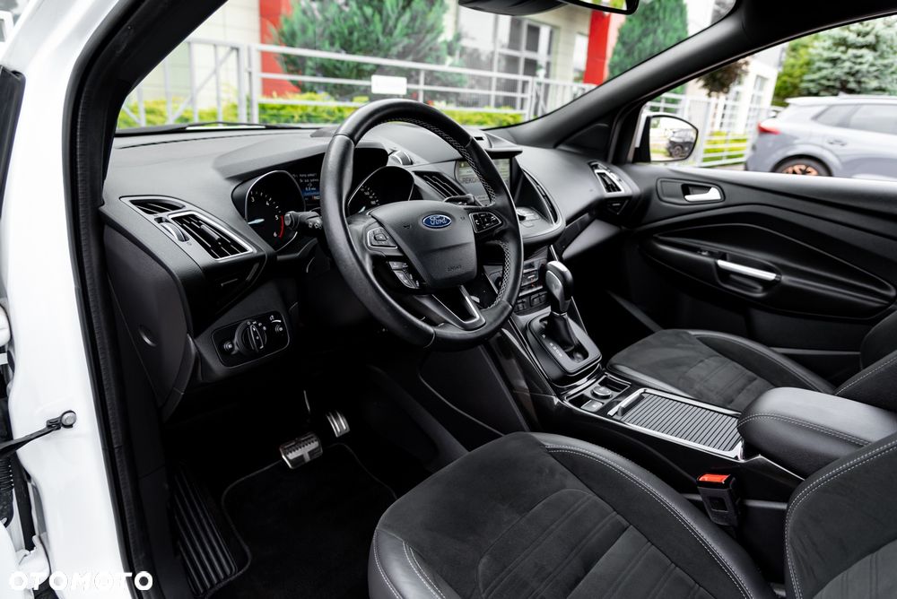 Ford Kuga 2.0 TDCi 4x4 ST-Line - 16