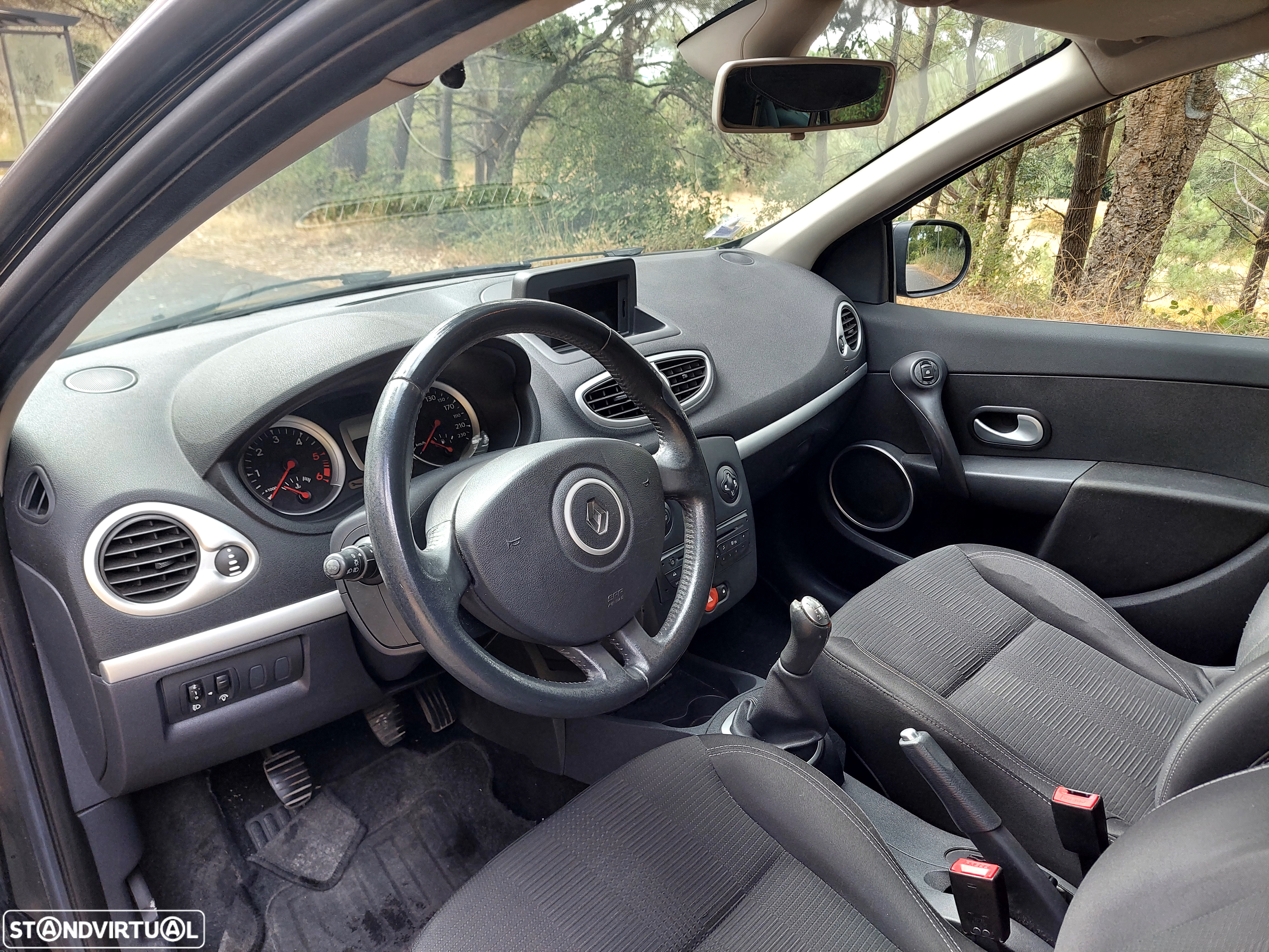 Renault Clio Break 1.5 dCi Dynamique S - 3