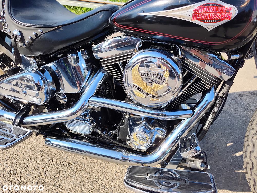 Harley-Davidson Softail Heritage Classic - 22