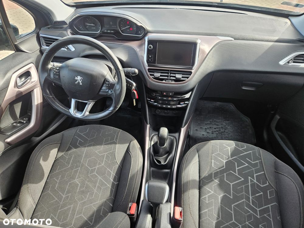 Peugeot 2008 - 7
