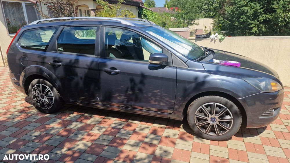 Ford Focus - 10