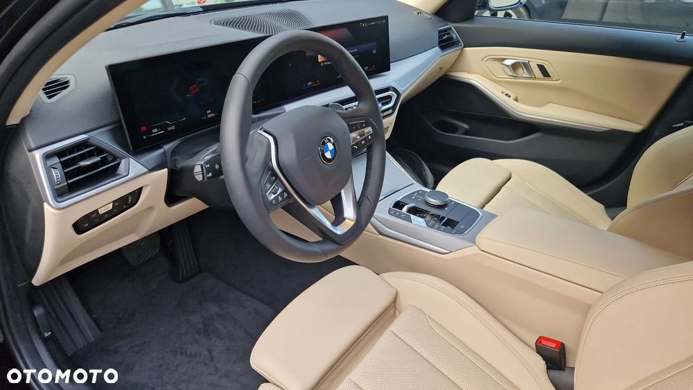 BMW Seria 3 330d xDrive mHEV - 1