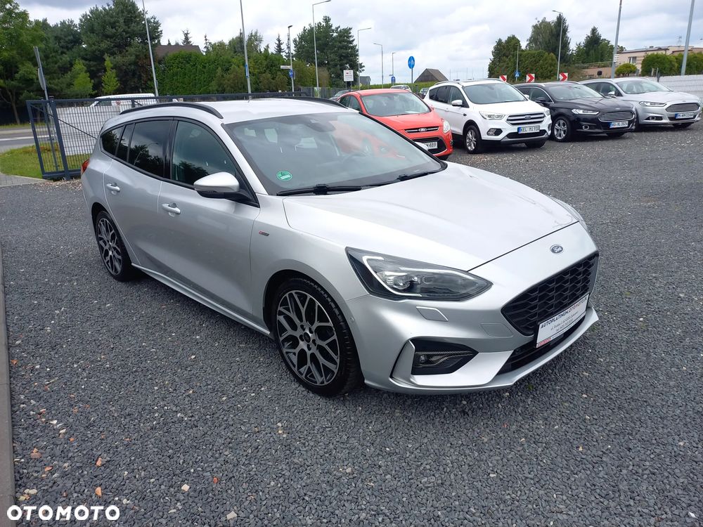 Ford Focus 2.0 EcoBlue STart-Stopp-System ST-LINE - 10