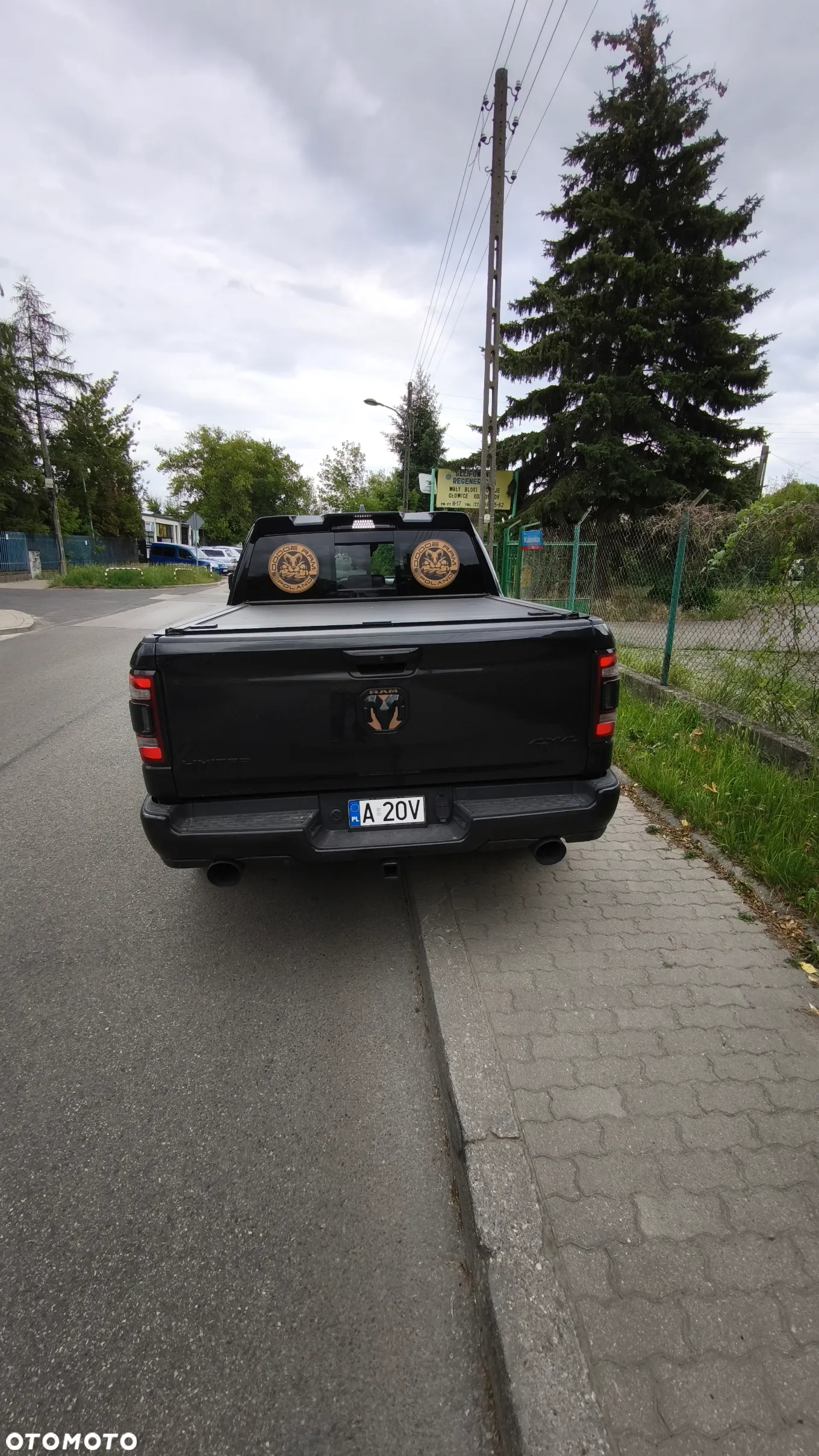 RAM 1500 Crew Cab Limited - 12