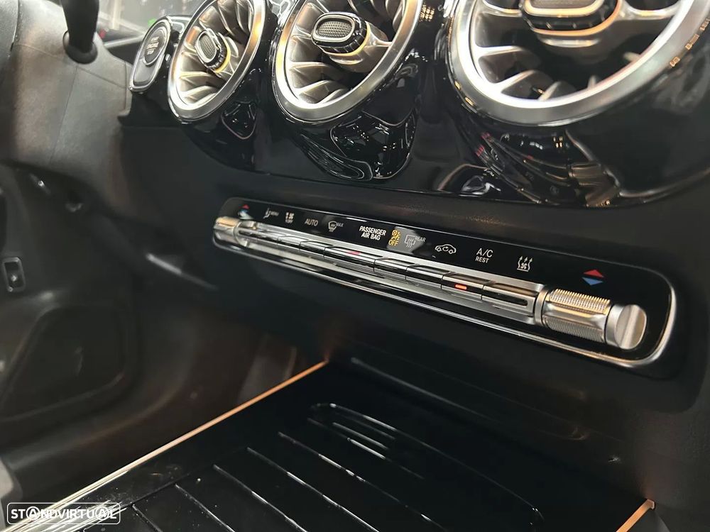 Mercedes-Benz GLA 250 e AMG Line - 30