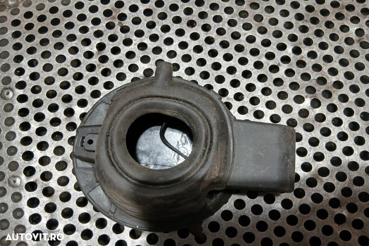 Usita rezervor 3B7809857A 3B7809857A Volkswagen VW Passat B5.5 [facel - 2